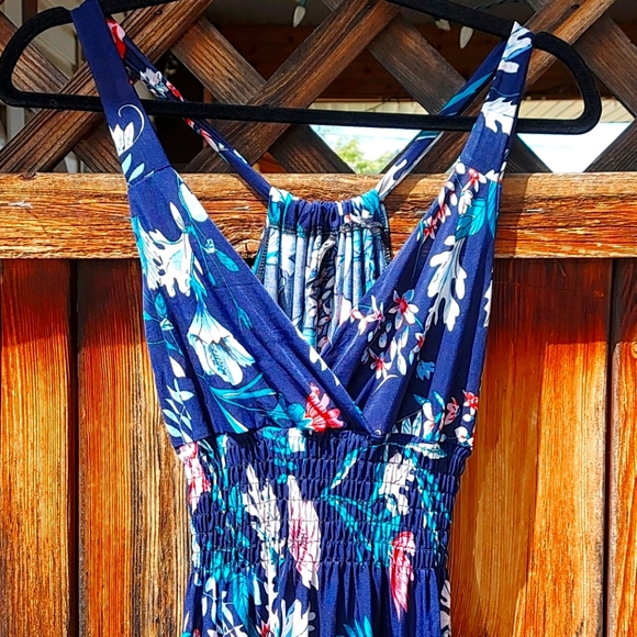 Navy Floral Maxi dress - Picture 4 of 15